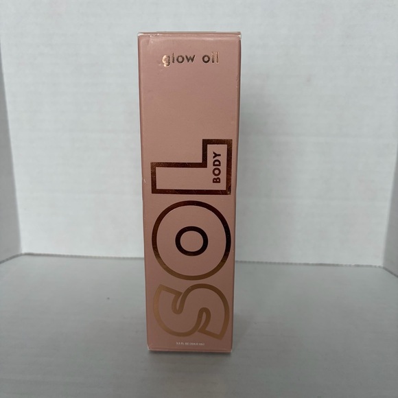 NIB Sol Body Glow Oil in Shade Golden 3.5 oz Tan Summer Vacation Beach Vegan - Picture 2 of 12
